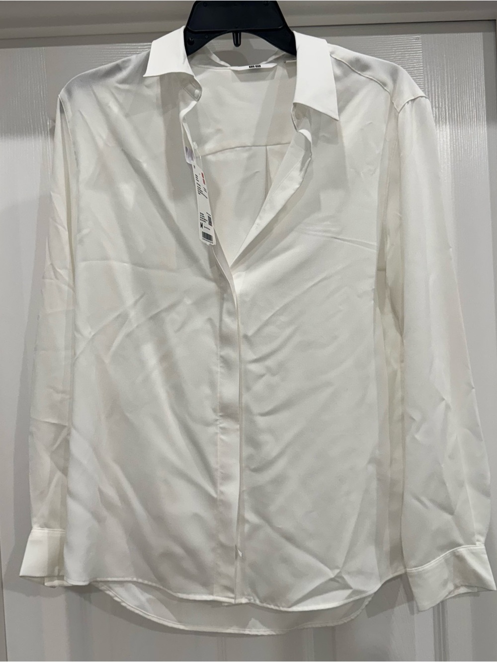 Uniqlo Women Rayon Blouse White Size Medium New with tag